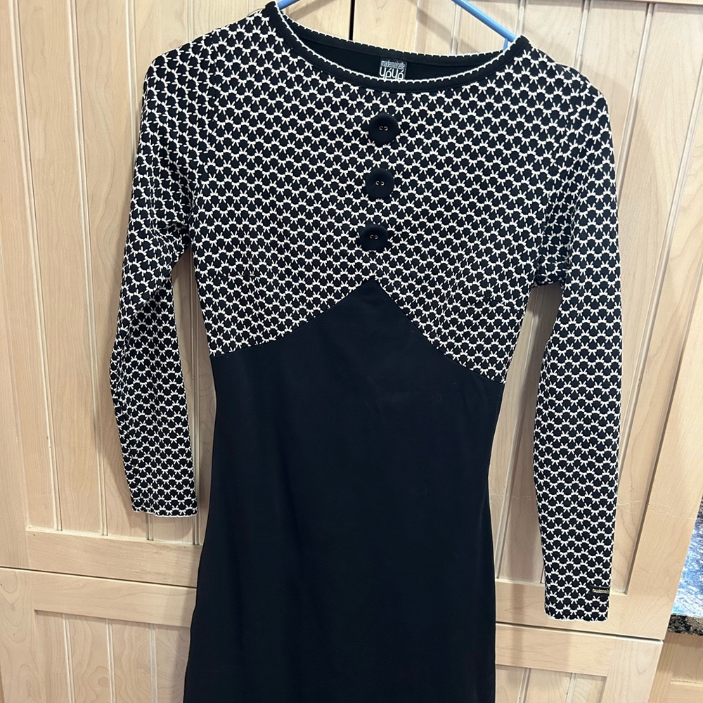 ModCloth retro long-sleeve dress
